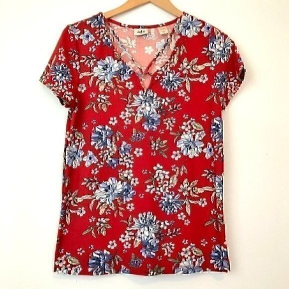 DAYTRIP BUCKLE Floral Strappy Top Red Blue White Short Sleeve Cutout Tee Small - Picture 2 of 7